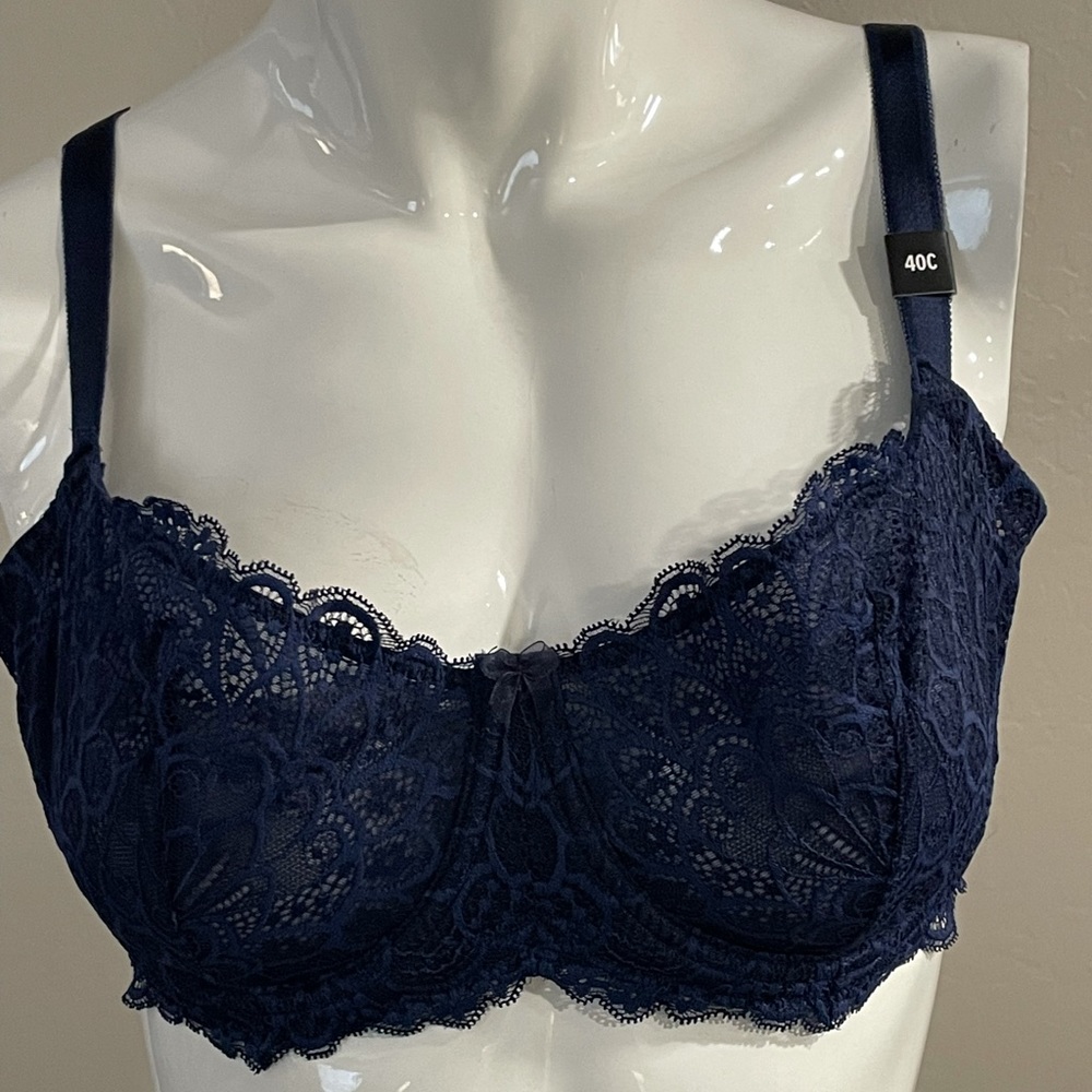 NEW TORRID Curves Collection Floral Lacy Underwire Balconette. Size 40C